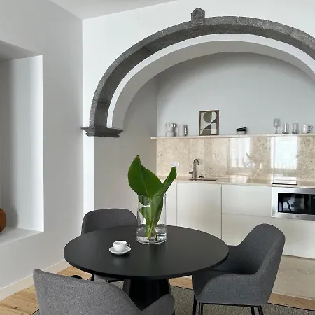 Santa Clara 1828 公寓 *